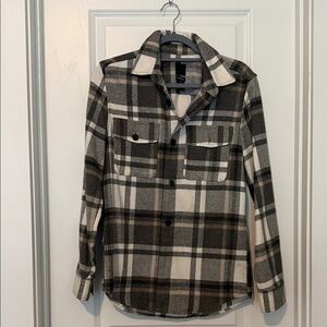 H&M Black and White Plaid Button Down Shirt